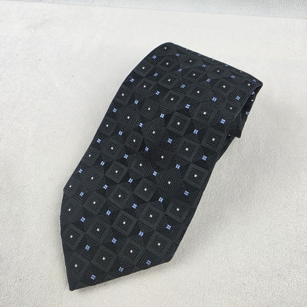 Michael Michael Kors 100% Silk Geometric Tie